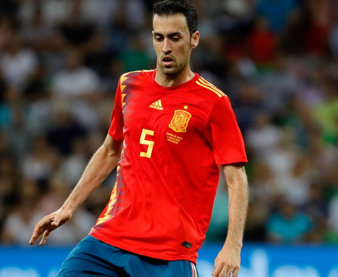 Sergio Busquets là "động cơ" không thể thay thế của Tây Ban Nha ở World Cup 2018.