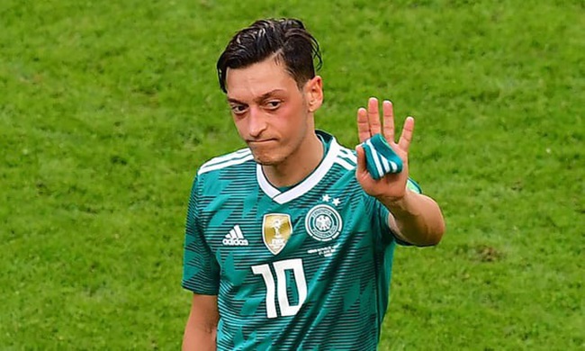Mesut Ozil và đội tuyển Đức: Cuộc chia ly tất yếu - Bóng Đá