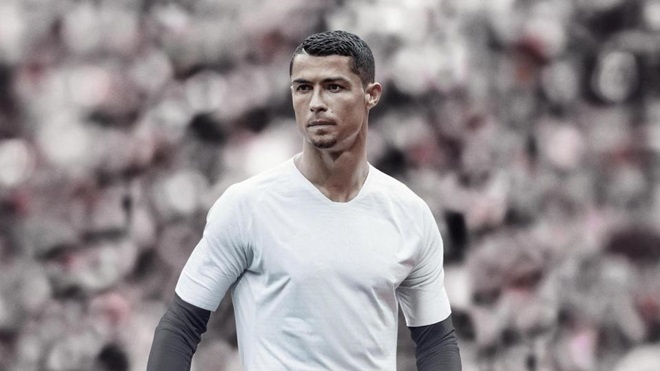 Lộ diện đôi giày mới của Ronaldo tại Champions League - Bóng Đá