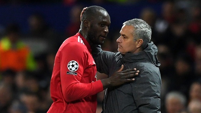 Seven minutes vs PSG! How Lukaku went from 'untouchable' to token sub at Man Utd - Bóng Đá