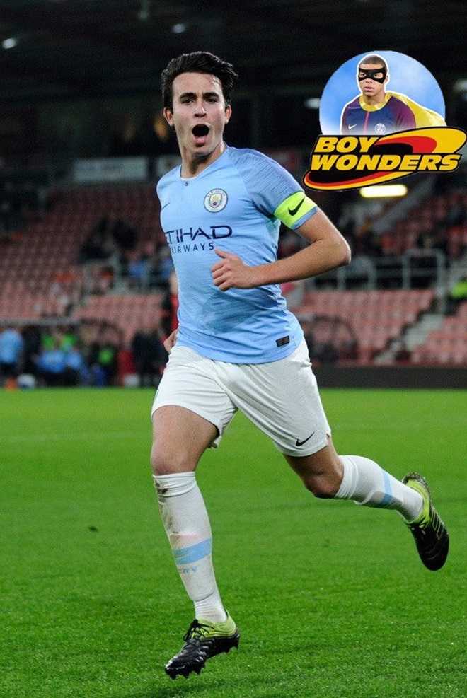 Garcia là đội trưởng U18 Man City.