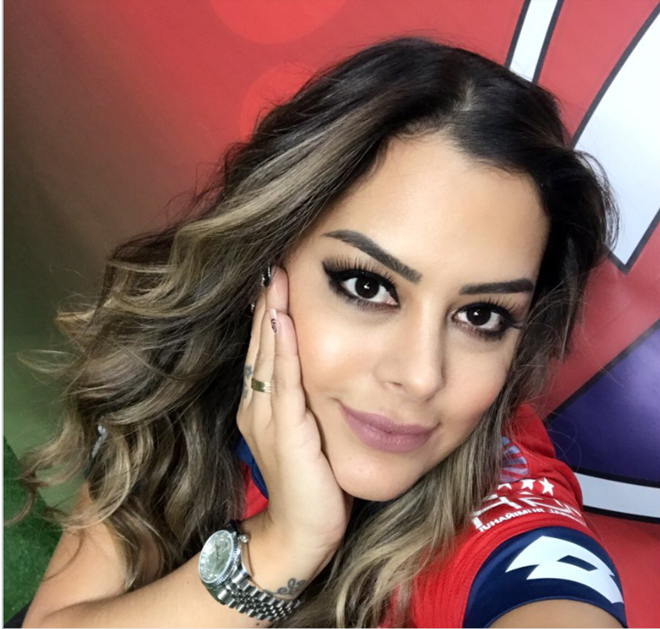 Gặp gỡ nữ CĐV quyến rũ nhất Paraguay, Larissa Riquelme (The Sun) - Bóng Đá