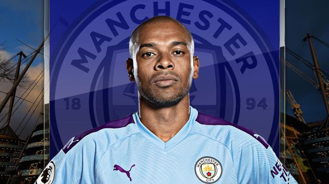 Liệu Fernandinho có thể giúp Pep giải bài toán trung vệ? - Bóng Đá
