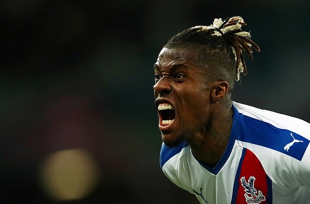 Nicolas Pepe and Wilfried Zaha will go head-to-head for the first time since their summer transfer sagas on Sunday. - Bóng Đá