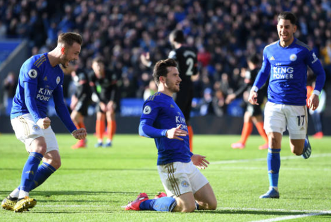 Ben Chilwell nâng tỷ số lên 2-1.