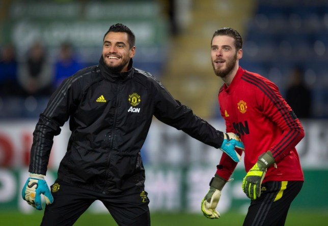 How Sergio Romero responded to Ole Gunnar Solskjaer’s refusal to drop David De Gea - Bóng Đá
