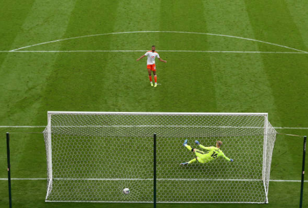 Ảnh trận Liverpool 7-2 Blackpool - Bóng Đá