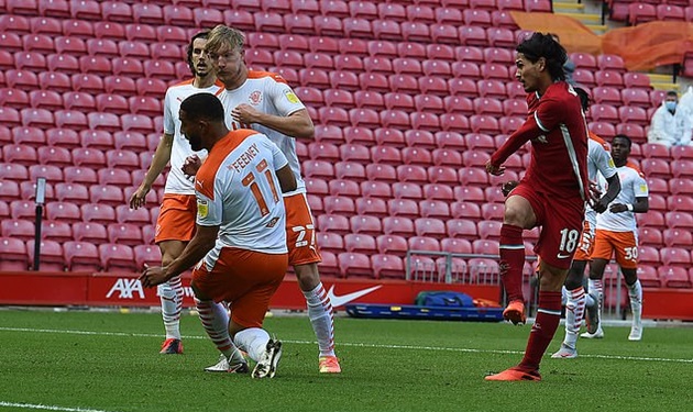Ảnh trận Liverpool 7-2 Blackpool - Bóng Đá
