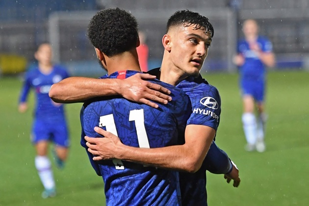 Armando Broja: Chelsea's teen star the next Vitesse success story? - Bóng Đá