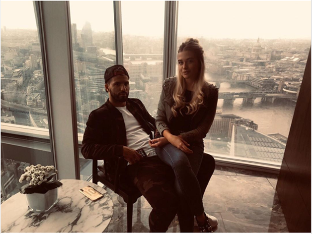 Man City star Sergio Aguero and partner Sofia Calzetti enjoy tourist trip to London - Bóng Đá