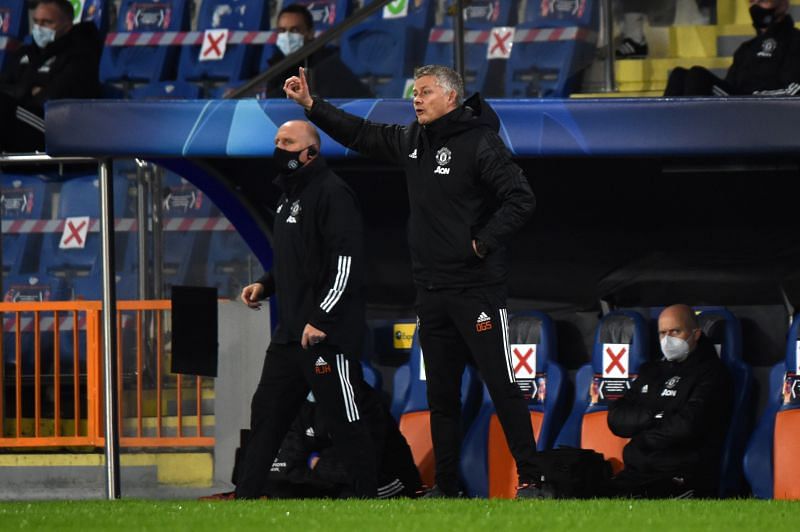 5 điểm nhấn Istanbul Basaksehir 2-1 Man Utd - Bóng Đá