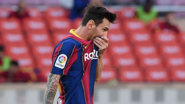 'Fake News!' - Messi's father dismisses links to PSG transfer - Bóng Đá