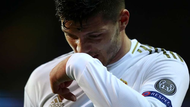 Real Madrid forward Jovic tests positive for Covid-19 - Bóng Đá