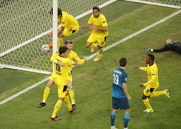 bài ảnh sau trận Dortmund - Bóng Đá
