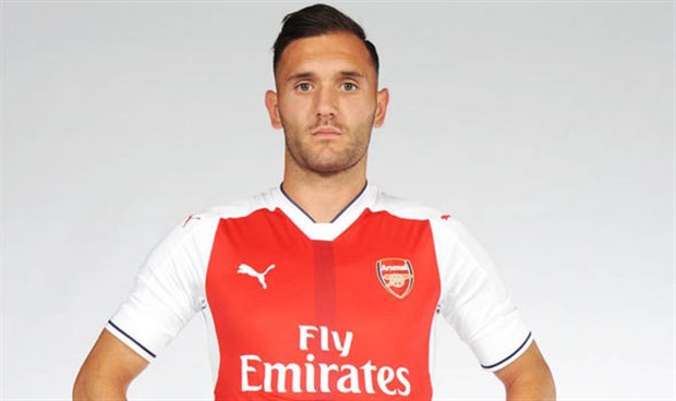 Lucas Perez chỉ là một kẻ thế thân?