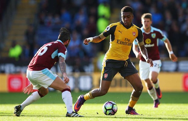 Arsenal gửi đến Iwobi bản hợp đồng thứ 2 sau 6 tháng. Ảnh: Internet.