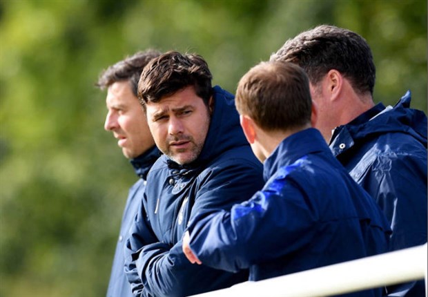 HLV trưởng của Tottenham là Mauricio Pochettino cũng đã có mặt để theo dõi buổi tập này. Ảnh: Internet.