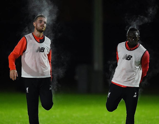 Những bài tập nặng khiến nhiều ngôi sao của Liverpool phải 'bốc khói'. Ảnh: Internet.