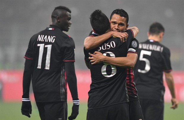 5 phút sau, Milan một lần nữa vượt lên dẫn trước 2-1. Người lập tiếp tục là Suso.