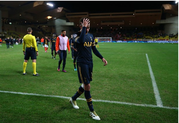 Nhưng điều đó đã trở nên vô nghĩa khi Tottenham đã chính thức bị loại khỏi Champions League.