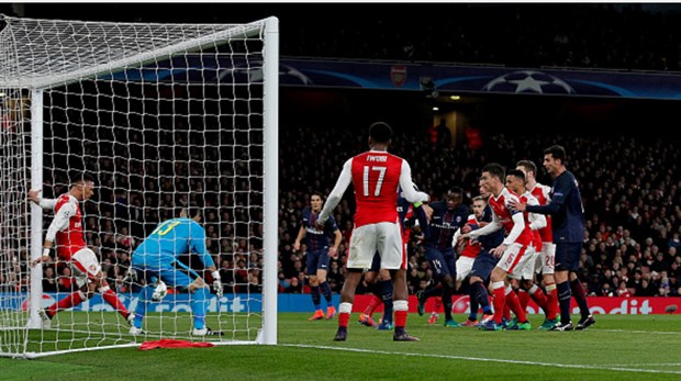 Cả 2 đội đều tung vào sân với đội hình mạnh nhất.