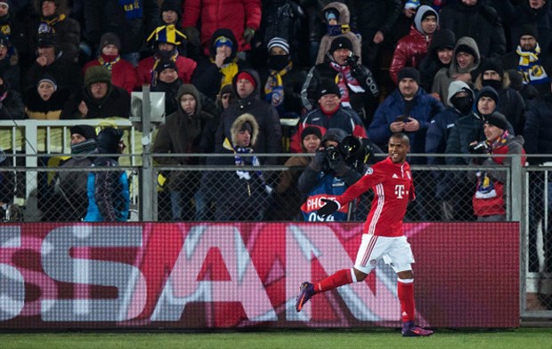 Bàn thắng mở tỷ số Douglas Costa đến ở phút 36 dành cho Bayern đến như một điều tất yếu.