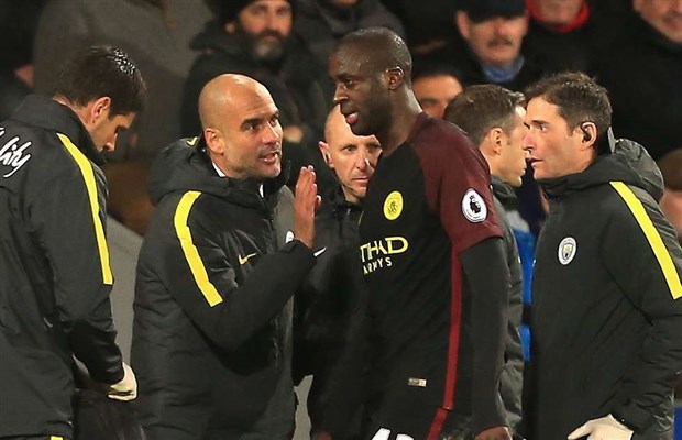 Guardiola đang có ý định biến Toure thành một trung vệ.
