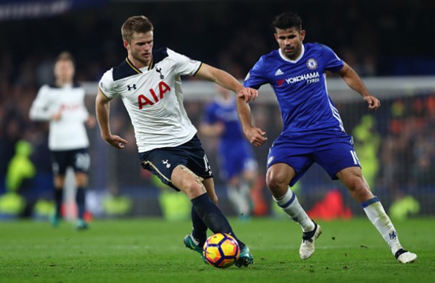 Tuy nhiên Tottenham cho thấy họ không phải đến Stamford Bridge để chịu trận, khi chủ động tấn công ngay những phút đầu.