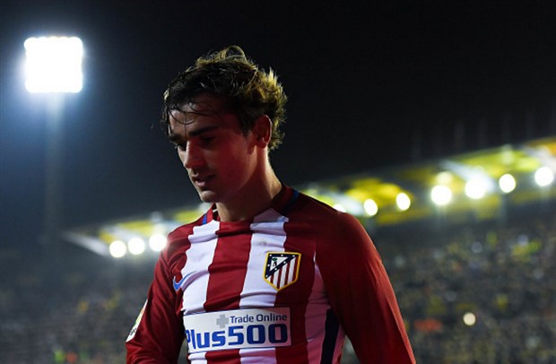 Hình ảnh một Antoine Griezmann 'thất thần' cũng thường xuyên xuất hiện trên sân El Madrigal.