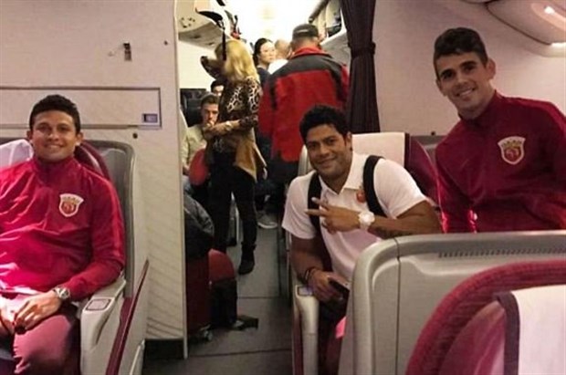 Vừa tới Trung Quốc, Oscar đã vội từ biệt để sang Doha - Bóng Đá