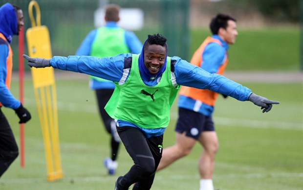 Buổi tập đầy tiếng cười của Leicester trước giờ chiến với Chelsea - Bóng Đá
