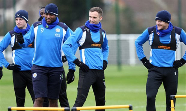 Buổi tập đầy tiếng cười của Leicester trước giờ chiến với Chelsea - Bóng Đá