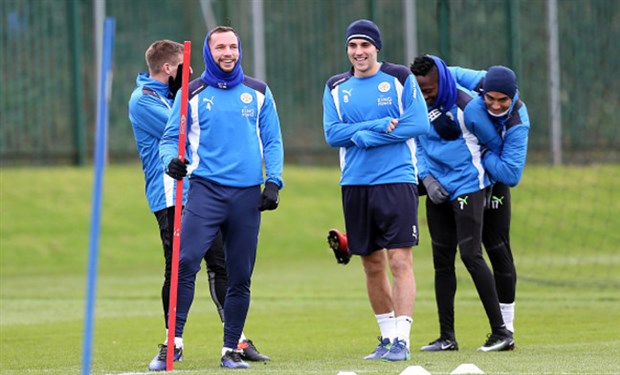 Buổi tập đầy tiếng cười của Leicester trước giờ chiến với Chelsea - Bóng Đá
