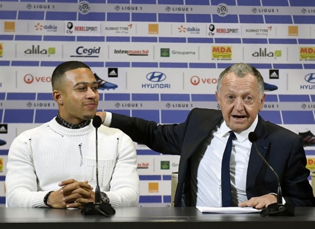 Chùm ảnh: Bỏ lại nỗi buồn tại Man Utd, Depay rạng ngời ra mắt Lyon - Bóng Đá