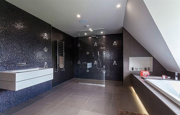 Chùm ảnh: Cận cảnh ngôi biệt thự 3 triệu bảng mới của Sterling  - Bóng Đá