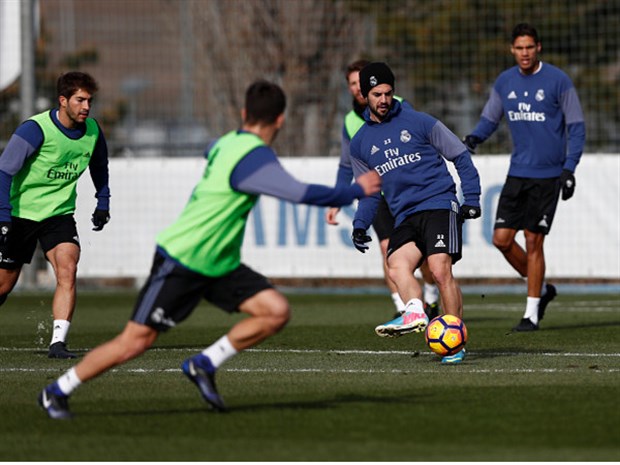 Giữa tuần qua, thầy trò của HLV Zidane còn bị Celta Vigo loại khỏi đấu trường Cúp Nhà Vua một cách ê chề.
