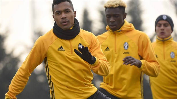 Bỏ qua mâu thuẫn, Dybala vẫn tập luyện vui vẻ cùng Juventus - Bóng Đá
