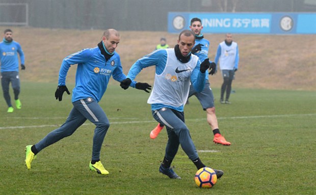 Mặt trời còn chưa lên, Inter đã ra sân tập luyện vì Juventus - Bóng Đá