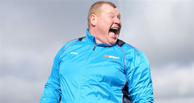 Chùm ảnh: Đời thường mủm mỉm của chàng béo gây sốt Wayne Shaw - Bóng Đá