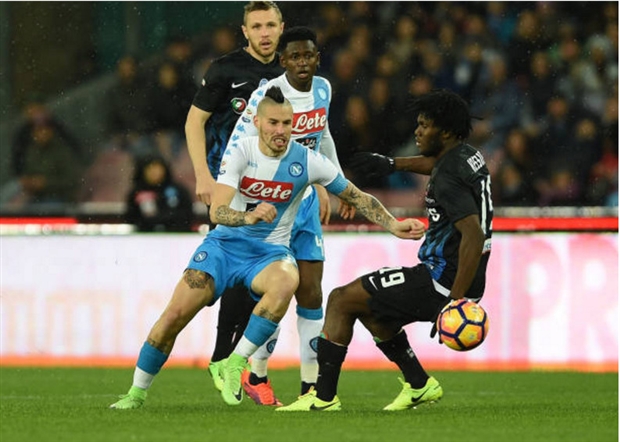 Chùm ảnh: Hiện tượng Atalanta hạ gục Napoli chỉ với 10 người ngay tại San Paolo - Bóng Đá