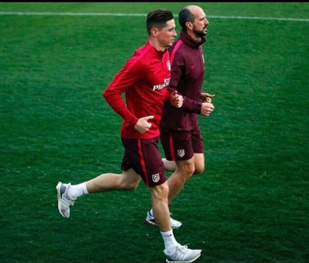 Nhưng Torres chỉ mới có thể tập luyện một mình vào lúc này.