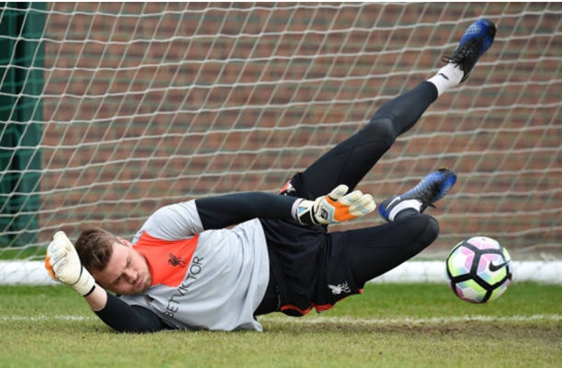 Liverpool hiện đang đứng thứ 4 tại Ngoại hạng Anh, nhưng họ đã đá nhiều hơn 2 đội bóng ngay phía sau là Arsenal (hơn 2 điểm) và Man Utd (hơn 3 điểm) một trận.