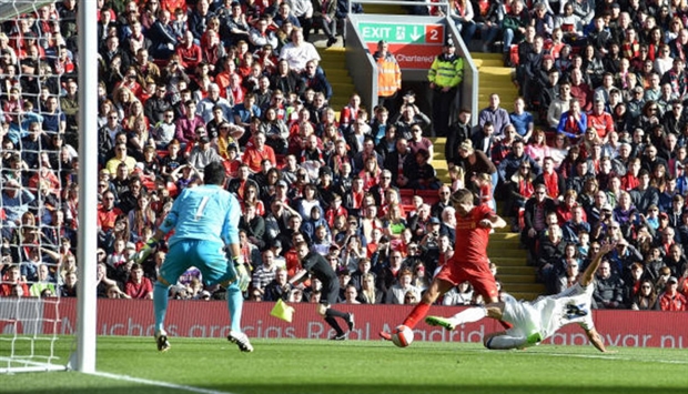 Trong đó sau khi Liverpool ghi liền 4 bàn thắng (Michael Owen, John Aldridge, Robbie Fowler, Gerrard)