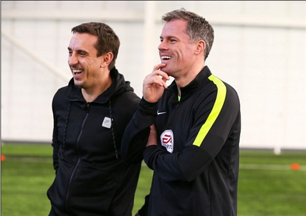 Carragher và Neville hiện đang cùng nhau xây dựng tập phim tư liệu có tên 'The Referees - Onside' cho đài Sky Sport.