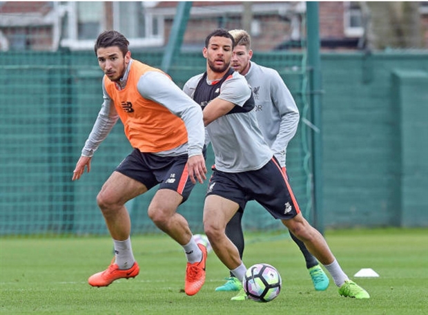 Buổi tập thiếu vắng ngôi sao của Liverpool - Bóng Đá