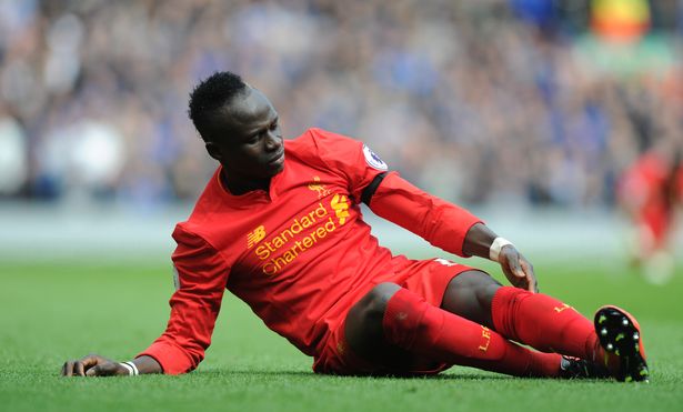 Mane lên bàn mổ vào ngày mai, nghỉ ít nhất 2 tháng - Bóng Đá