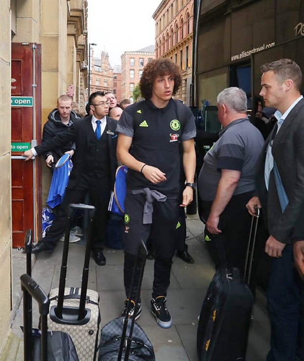 An ninh dành cho các cầu thủ đang rất được coi trọng sau khi chiếc xe bus của Dortmund bị tấn công cách đây vài ngày.