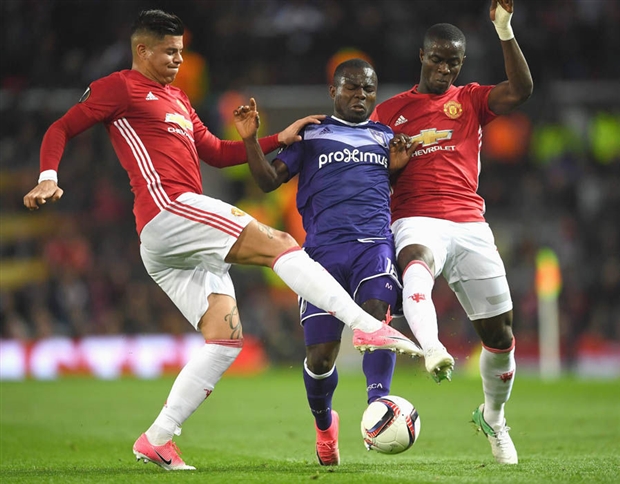 Dàn sao Anderlecht thay nhau 'phá nát' công viên trung tâm tp Manchester - Bóng Đá