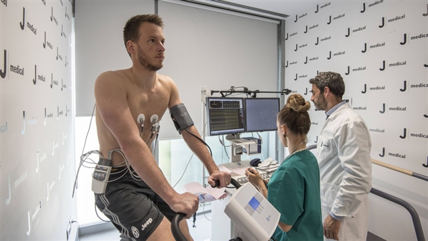 Rất nhiều ngôi sao của đội bóng thành Turin tỏ ra khá 'hợp tác'.