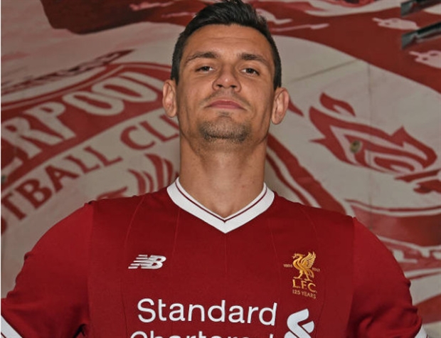 Dejan Lovren chuyển tới Liverpool thi đấu từ năm 2014.